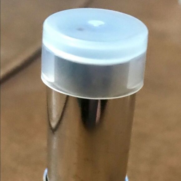 Calvin Klein Lipstick in Current made in Italy - Picture 2 of 4